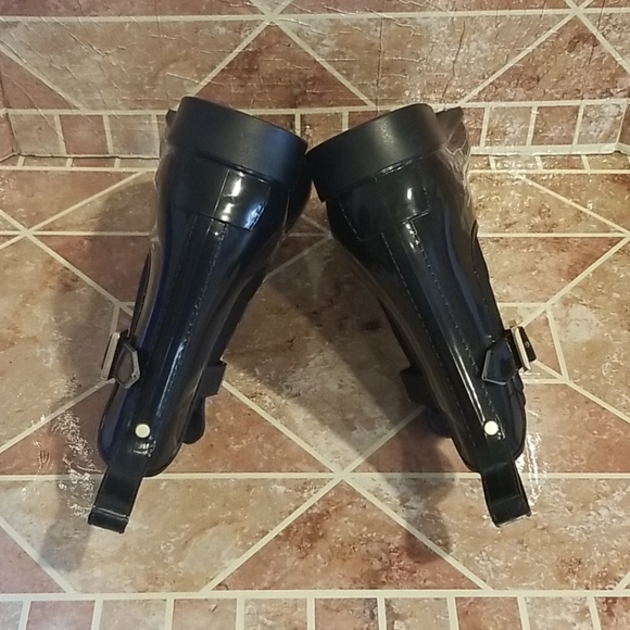 Marc Fisher Booties - Picture 6 of 7